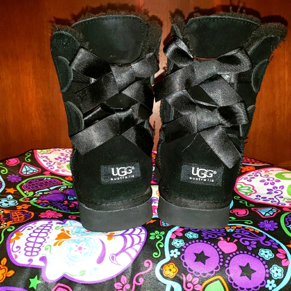 Ugg Bailey Bow II Boot 👢 - Picture 5 of 6